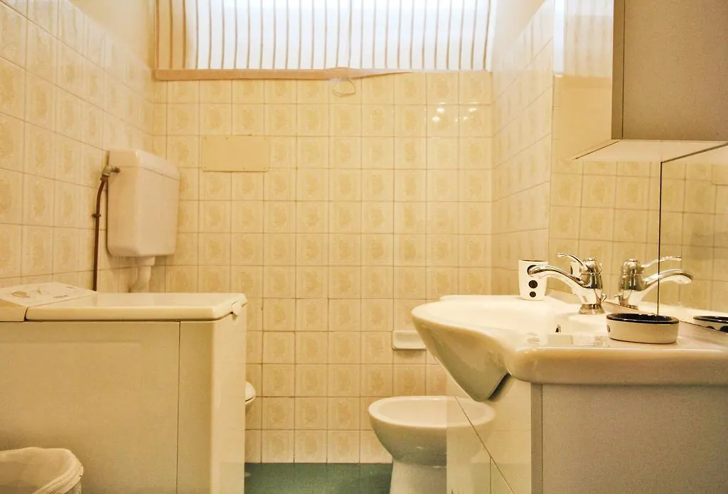 Apartment Salo- Direct Access To Garda Lake Италия