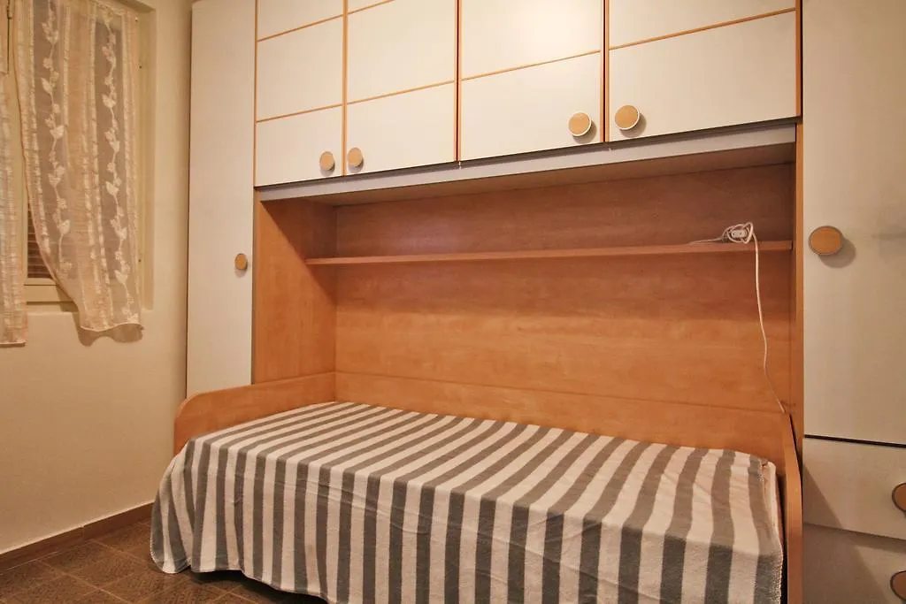 Apartment Salo- Direct Access To Garda Lake 0*, Salò